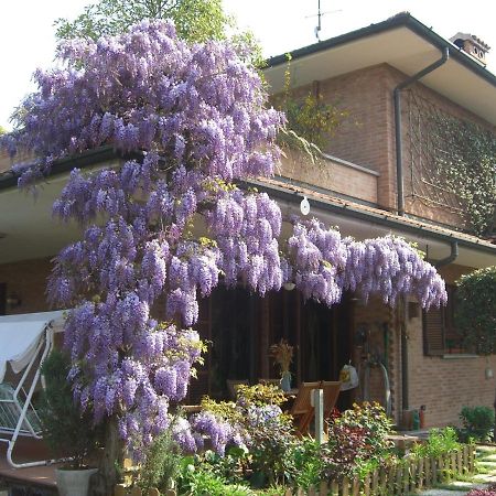 B&B Les Fleurettes Lomazzo Exteriör bild